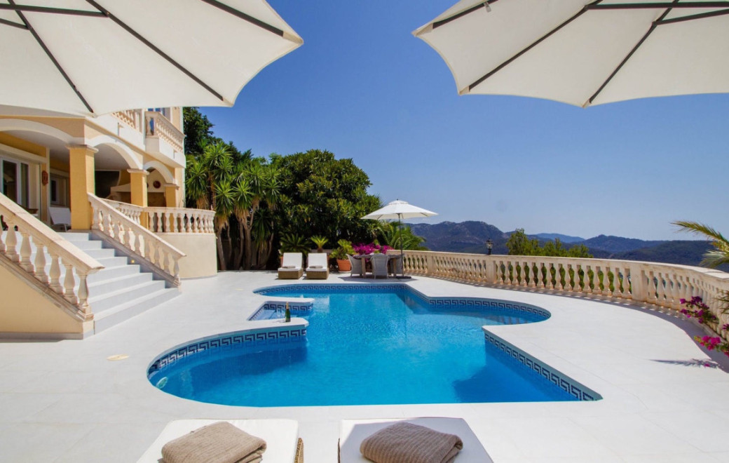 Vistas Port Andratx — cliffside villa over the Mediterranean, Mallorca film production location
