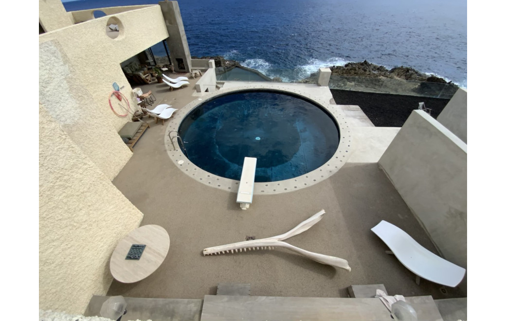 Art House — 1970s modernist villa on the Tenerife coastline